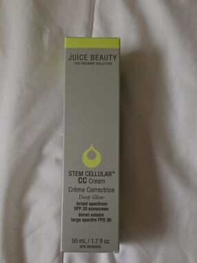 Juice Beauty CC Cream Deep Glow - Light Green & Silver Packaging